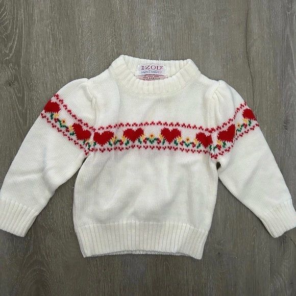 Izod Other - Vintage Izod White Crew Neck Sweater With Hearts Size 2T